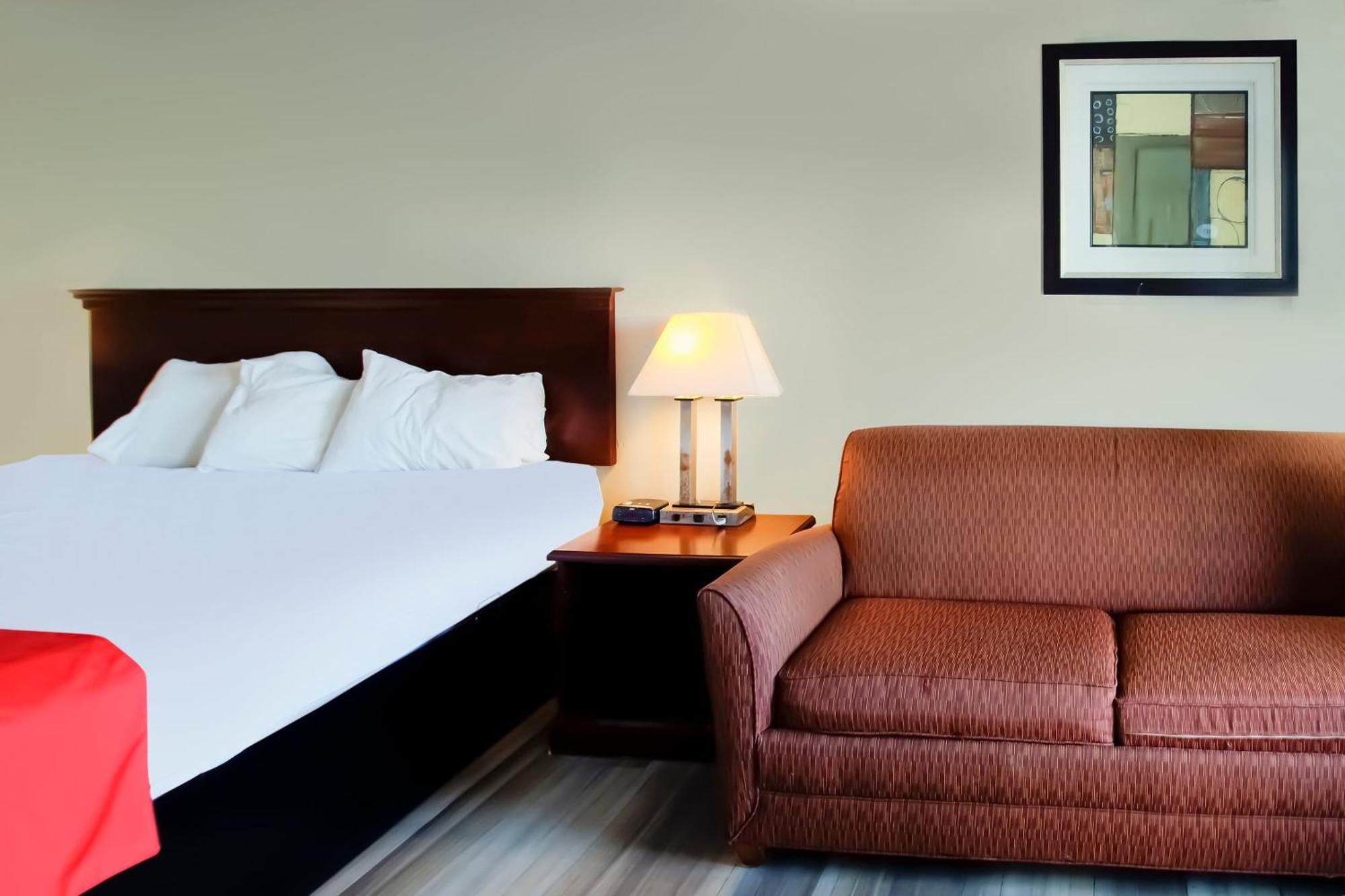 Hotel Cypress & Washington By Oyo 2*